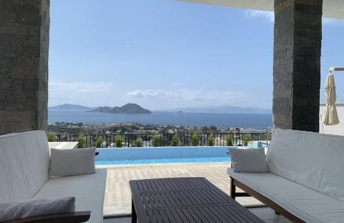 Kadıkale Villa | Bodrum - 5 bedrooms “Sunset villa”, with infinity heated swimming pool