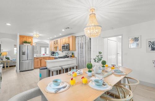 Old Northwood Historic District House | Boho 3br Escape Heated Pool & Outdoor Games