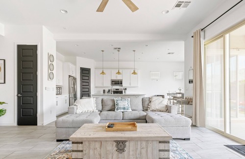 Buckeye House | Boho Haven for 10 I Kid Friendly Luxe Backyard