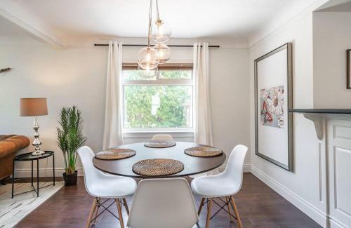 Niagara-on-the-Lake House | Boho Inspired NOTL Wine Country Private Home for 2