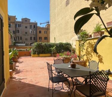 San Lorenzo Apartment | BoHo Studio & Terrace