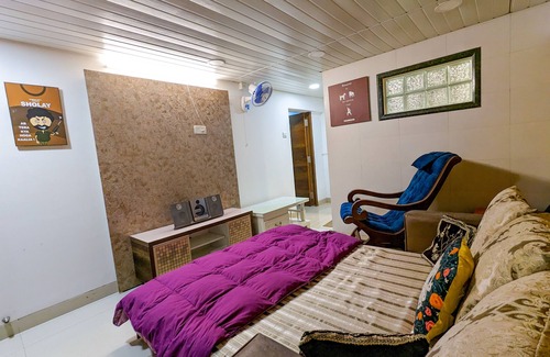 Arsiwalla Villa Apartment | Bollywood Themed 1BHK Apartment in Lonavala