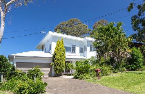 Mollymook Beach House | Bombora Pearl