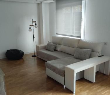 Mendillorri Apartment | bonito piso zonas 1'5 del centro