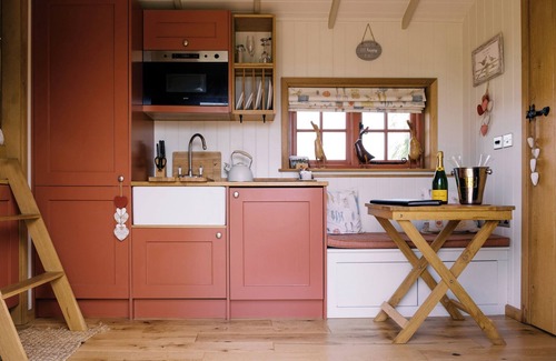 Redmile Cottage | Bonnie's Shepherds Hut at Shepherds Lodge