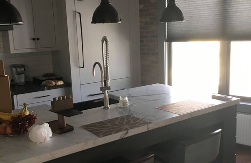 Boothbay Harbor Apartment | Boothbay Harbor, ME 3 Bed Luxury Apartment With Roof Deck, Hot Tub, Shower Sauna