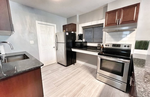 Walkerville Apartment | Bootleggers Bunker in Historic Walkerville 2BD/1BA