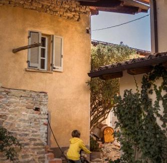 Loazzolo House | Borgo Isolabella - Wine & Vermouth Resort