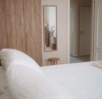 Rione XIV Borgo Apartment | Borgo Pio Suite Apartment