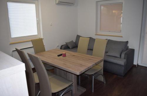 Terme Catez Apartment | Borovnica Čatež
