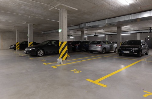 Wlochy Apartment | Borsucza Modern Apartment by Renters