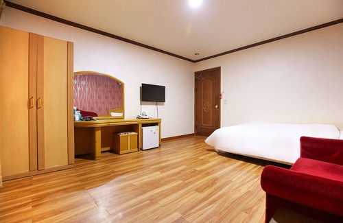Holmoe Hotel | Boryeong Beach
