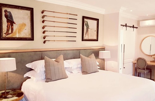 Curry's Post House | Bosch Hoek Lodge