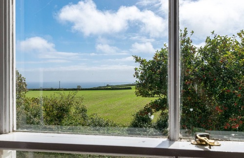 Paul House | Boslandew House - Seven Bedroom House, Sleeps 12