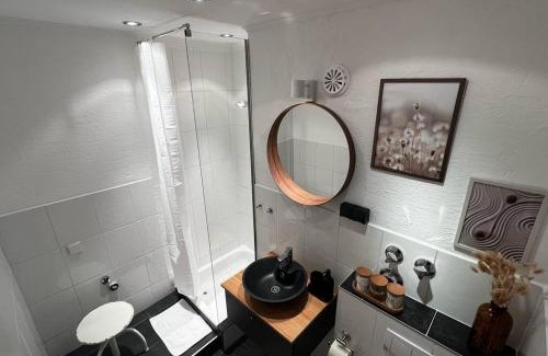 Moers Apartment | BOSTEL 88 - Moderne Stadtwohnung mit Klimaanlage