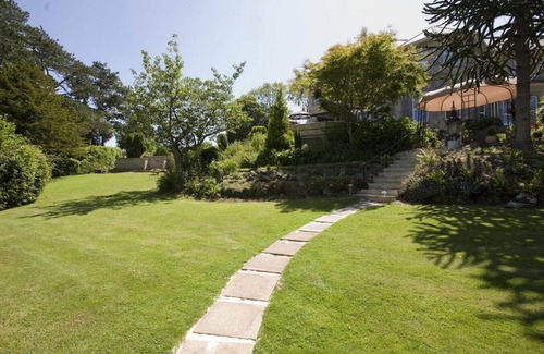 Shanklin Hotel | Bourne Hall Country Hotel
