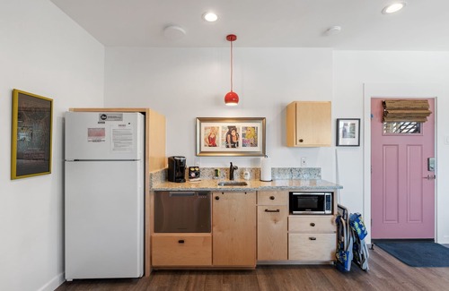 Folly Beach Hotel | Boutique Hotel Folly Room 1: King Suite with large private balcony in the heart of Folly Beach