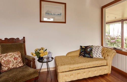 Evandale Cottage | Box Cottage Apartment