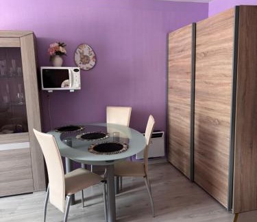 Vidzeme Suburb Apartment | Brīvības skati apartments