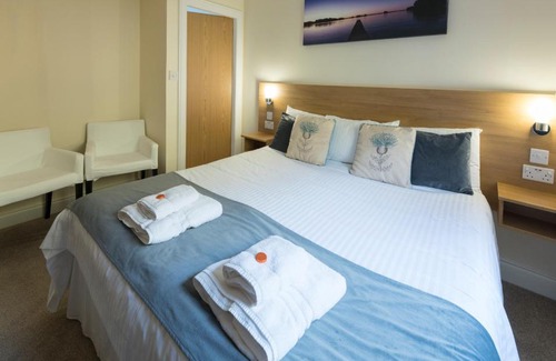 Invermoriston Bed & Breakfast | Bracarina House Bed & Breakfast & Caledonian Studio