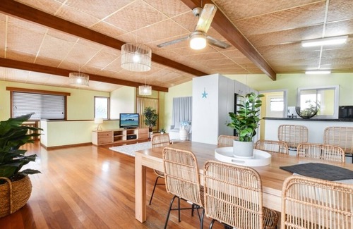 Maroochydore House | Bradman- Waterfront, Pet Friendly, Budget Holiday Home