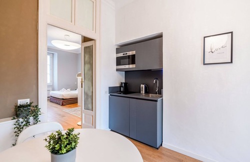 Chinatown House | Bramante Luxury Apartments by InnStay