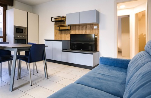 Endine Gaiano Apartment | Brand New 2-bed Apartment With Patio