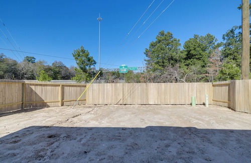 Spring Cottage | Brand New Spring Home < 1 Mi to Old Town!