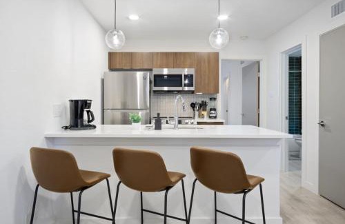 South Lamar Apartment | Brand New Unit, 5 min to Downtown Austin