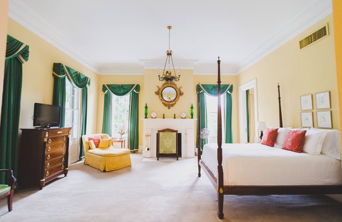 Natchez Bed & Breakfast | Brandon Hall Plantation