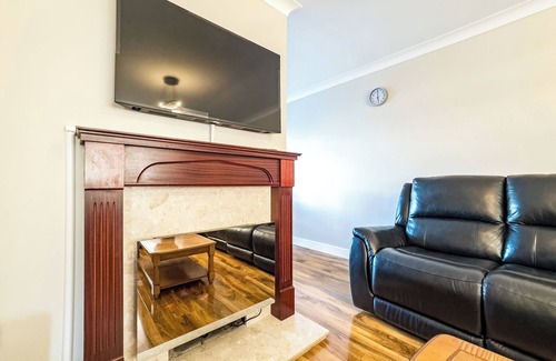 Basildon House | Braybrooke Bliss - 3 Bedroom House in Basildon