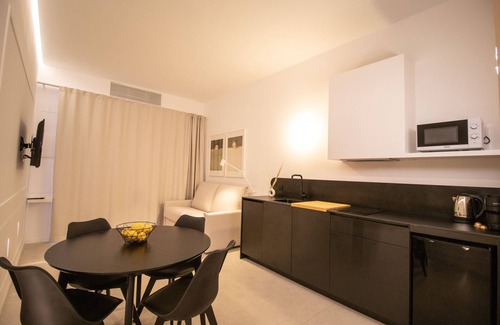 Valencia Province Apartment | Breathe Apartments by Concept Flats