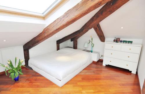 Dorsoduro Apartment | Breathtaking terrace in Santa Margherita Square