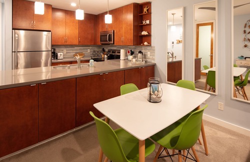 Townsite Condo | Breathtaking Views, Steps to the Sand, Beach Resort