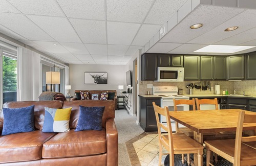 Warrior's Mark Condo | Breckenridge Condo, Walk to Lift & Downtown, Free Parking, Pool & Hot Tubs