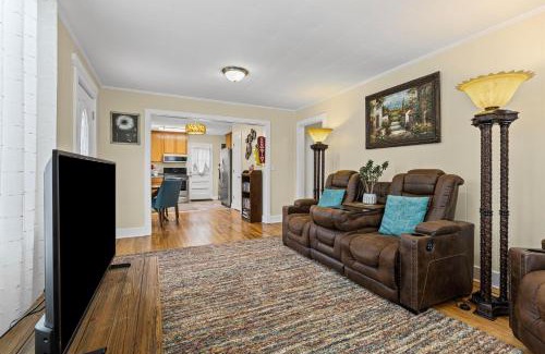 Shelbyville House | Breezehome Cottage