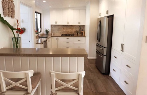 Avalon Beach House | Breezy Beach House - Avalon Beach Awaits!