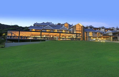 Brenton-on-Sea Apartment | Brenton Haven Beachfront Resort