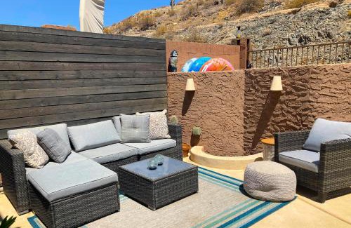 Foothills House | Briarwood Terrace