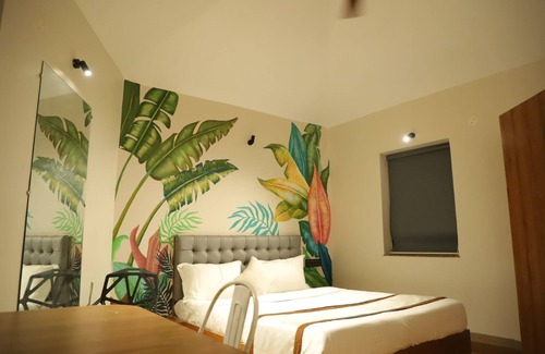 Latur Hotel | Brickyard Resort