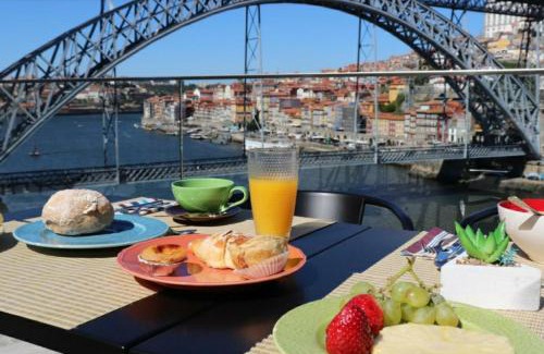 Santa Marinha Hotel | Bridge It - Suites & Views