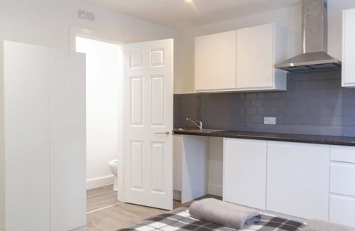 Southampton House | Bridge Road - Room 2b
