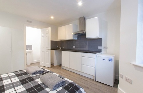 Southampton House | Bridge Road - Room 2b