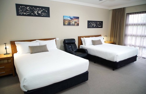 Traralgon Hotel | Bridges on Argyle Motel & Apartments
