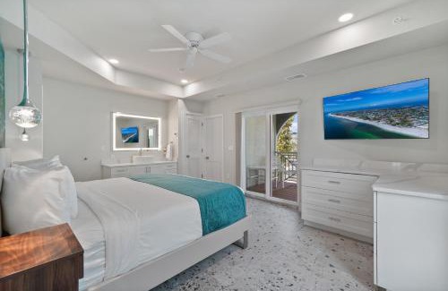 Bradenton Beach Hotel | Bridgewalk, a Landmark Resort