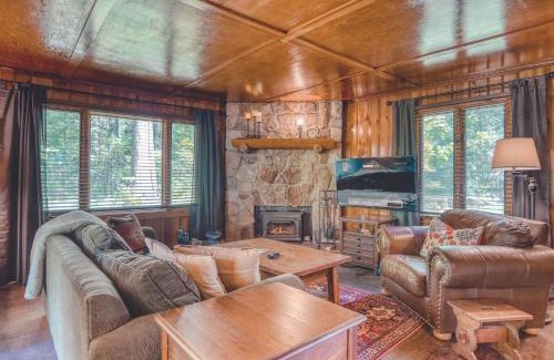 Mount Hood Village House | Bridlewood Cabin - Meredith Lodging
