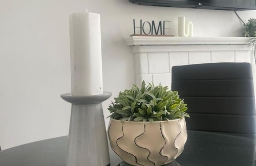 Bermondsey Apartment | Bright 2 Bedroom Flat On Tower Bridge