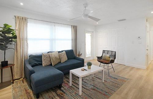 Sarasota Springs House | Bright and cozy pool home in Sarasota