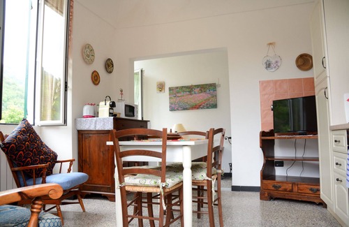 Pieve di Teco Apartment | Bright and welcoming apartment in the historic center of Pieve di Teco