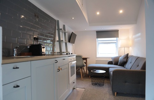 Fitzrovia Apartment | Bright Apartment